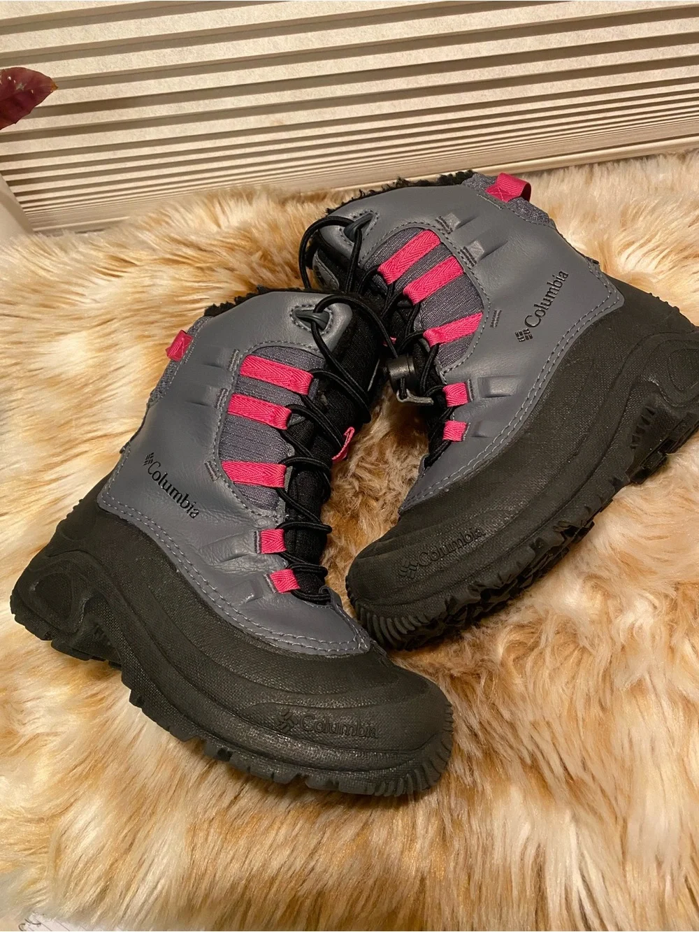Columbia Youth Bugaboot Celsius Waterproof Winter Snow Boots - Size 1 Youth